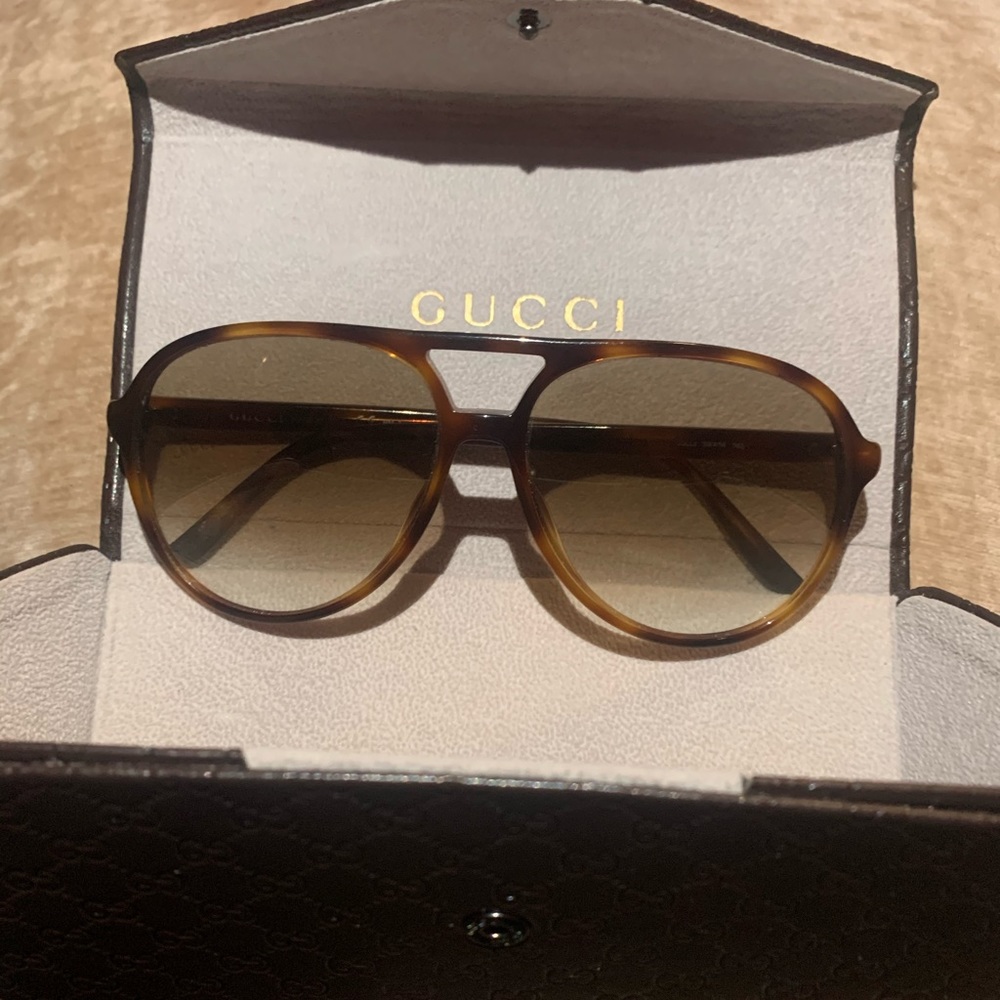 GUCCI sunglasses
